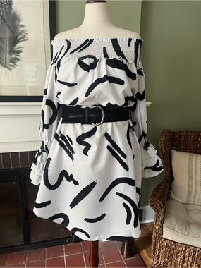 NWOT Black & White Abstract Off-Shoulder Belted Trapeze Dress |Size 3X